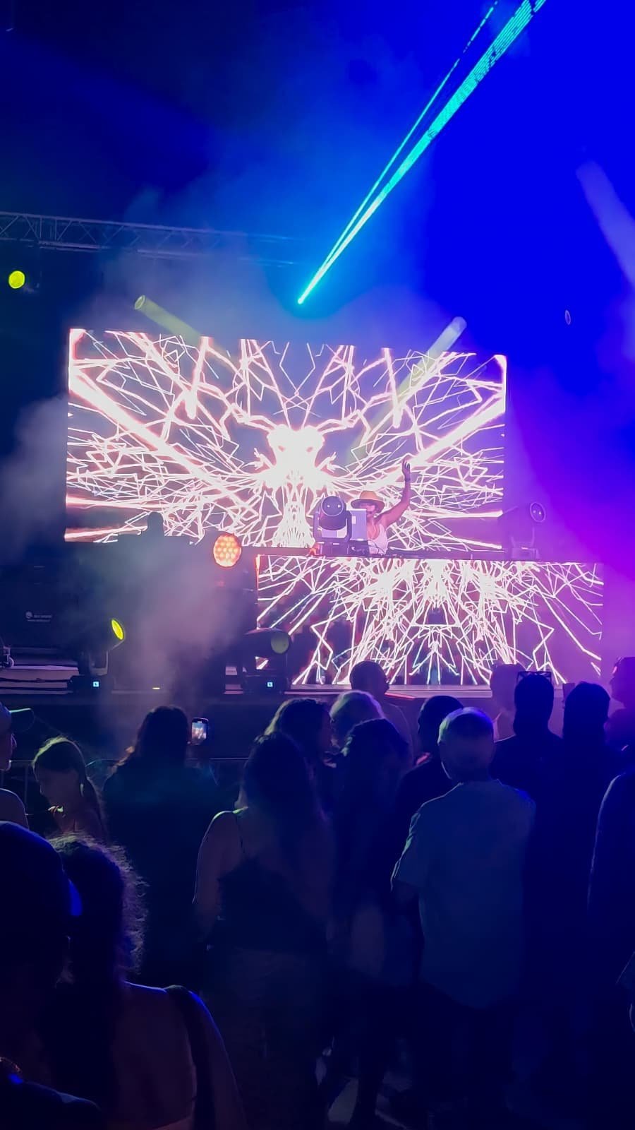 DJ Fenix live — 8